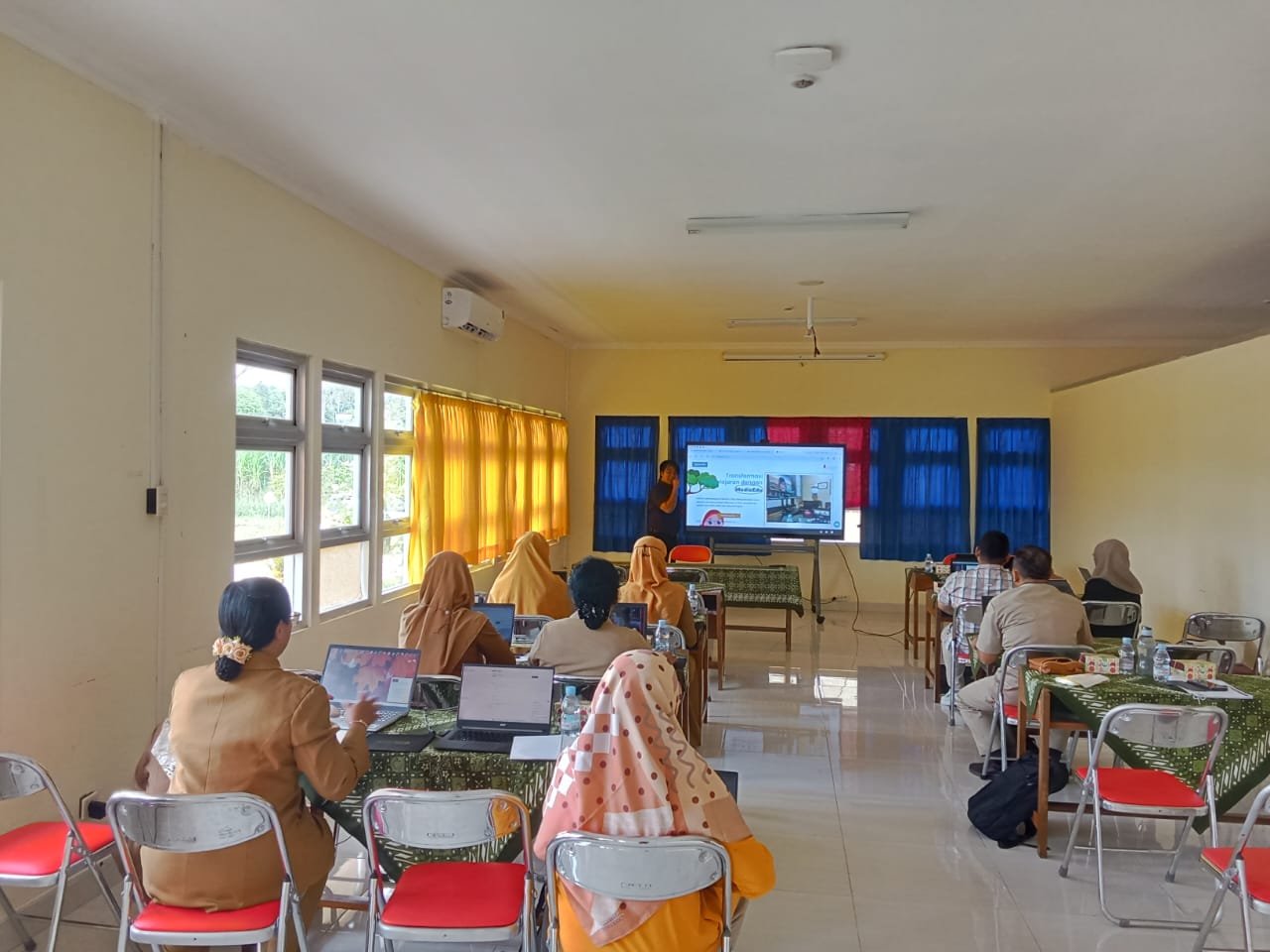 Mapel Seni Rupa & Musik